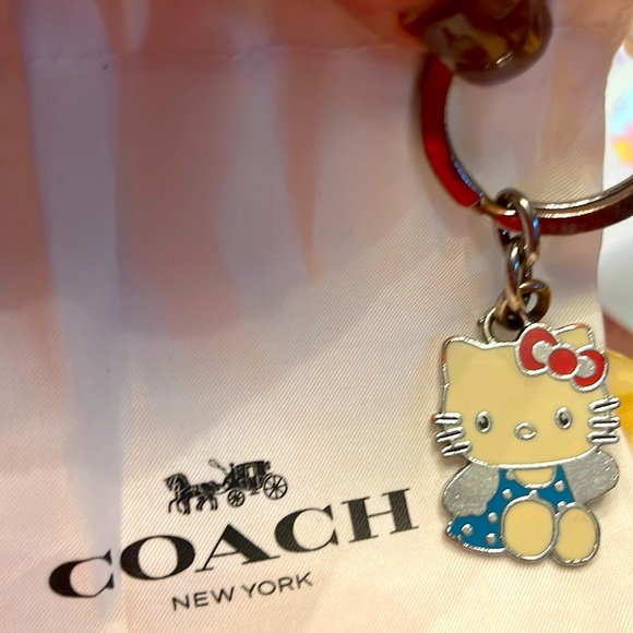Coach Keychain - Picture 3 of 8